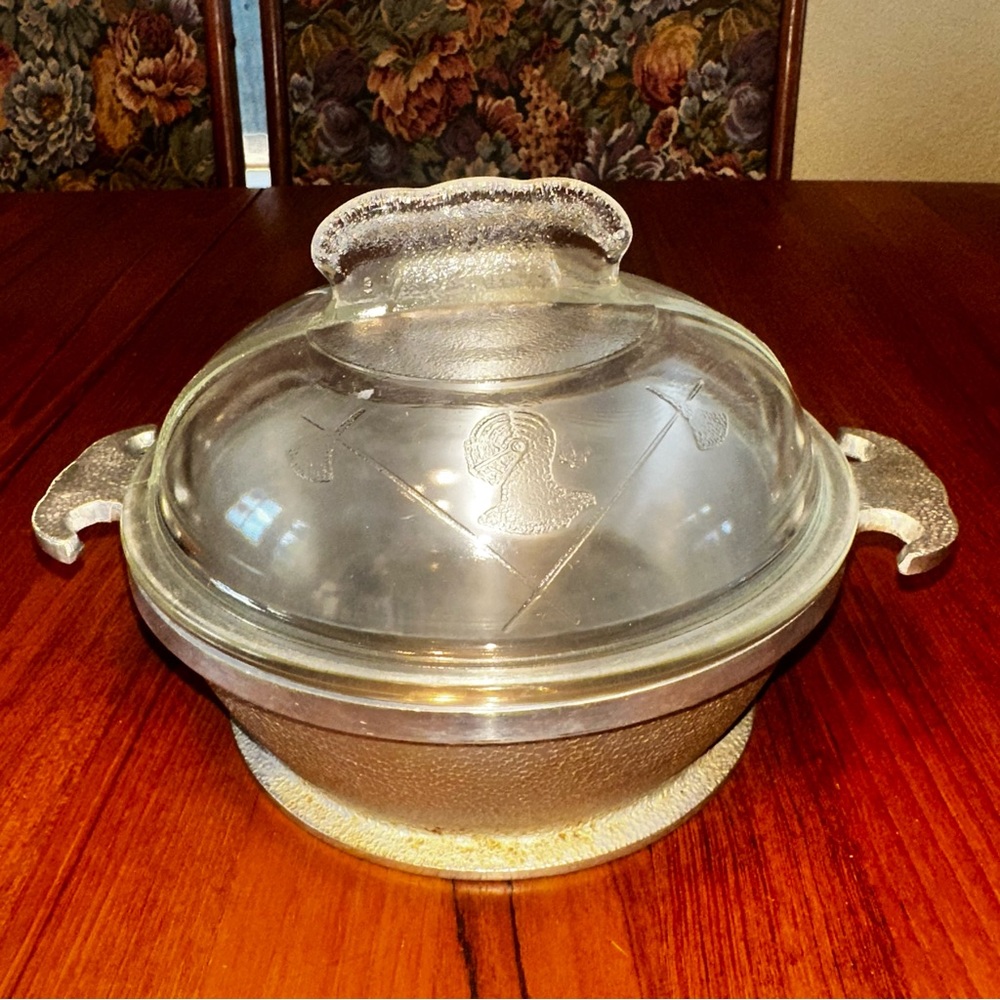 Guardian Service Dutch Oven W/ Glass Dome Lid